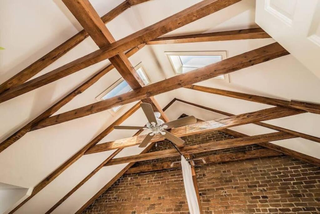 شقة North House - Mtl Artist Loft - Champs مونتريال المظهر الخارجي الصورة